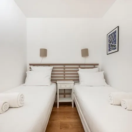 Fully Furnished Mobility Lease - 파리
