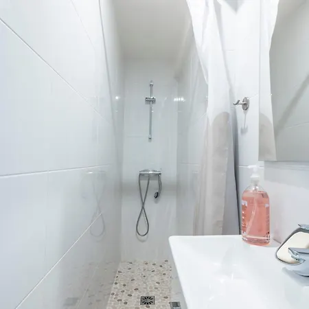 Fully Furnished Mobility Lease - 아파트