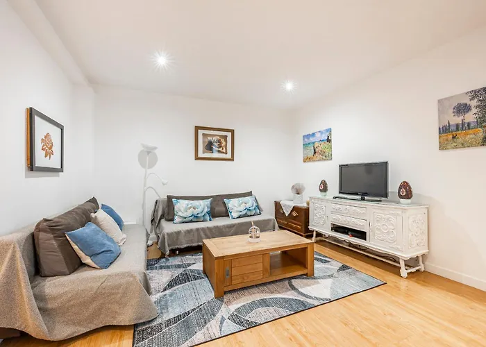 Fully Furnished Mobility Lease - *