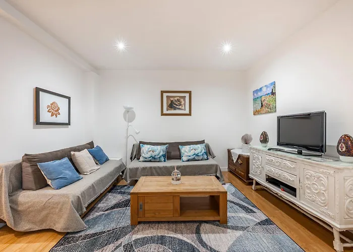 Fully Furnished Mobility Lease - 아파트