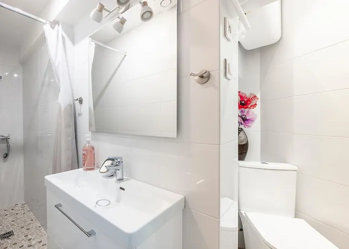 Fully Furnished Mobility Lease -